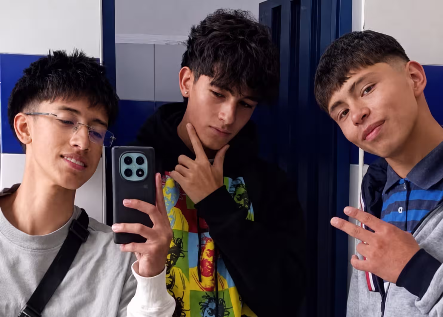 El trío colombiano que conquista TikTok cantando clásicos latinoamericanos a capela