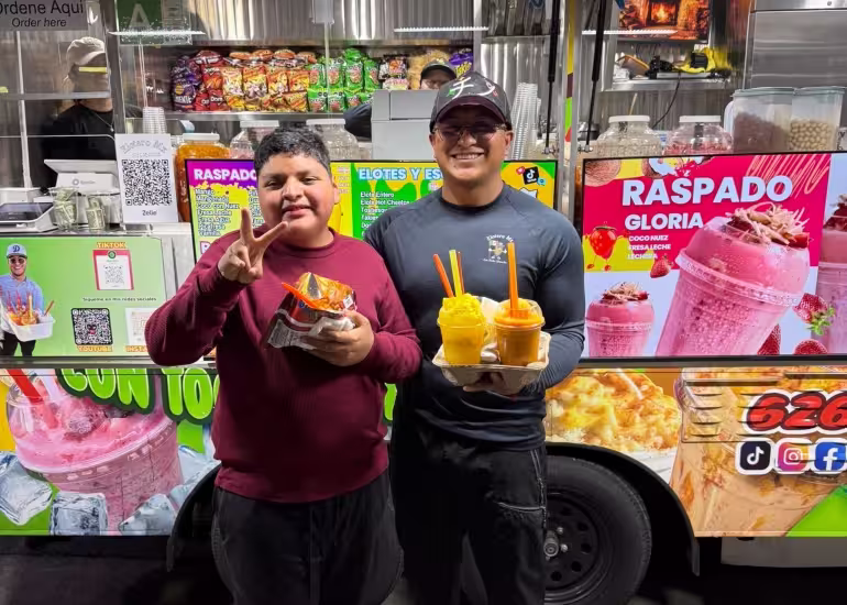 El creador que convirtió la venta de elotes en un fenómeno de las redes sociales