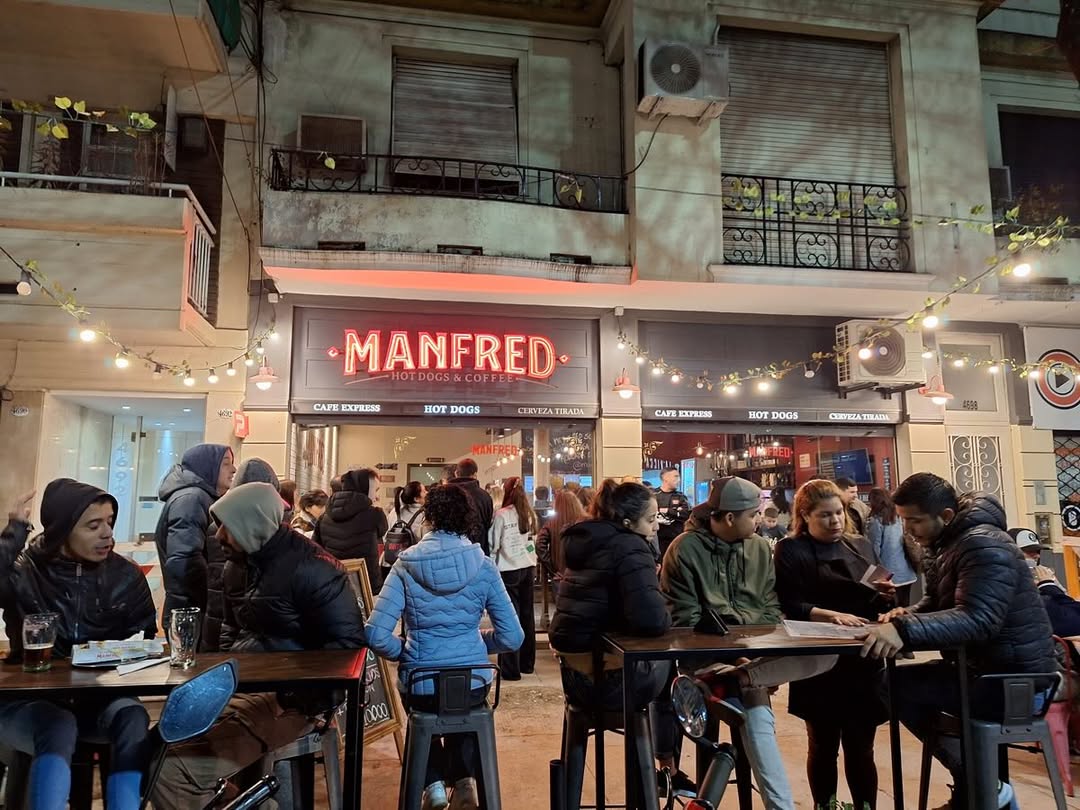 Imagen del artículo: Conocé los panchos virales que volvieron locos a todos en CABA