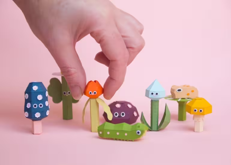 Guardabosques, el estudio de Buenos Aires que convierte animales y naturaleza en arte de papel
