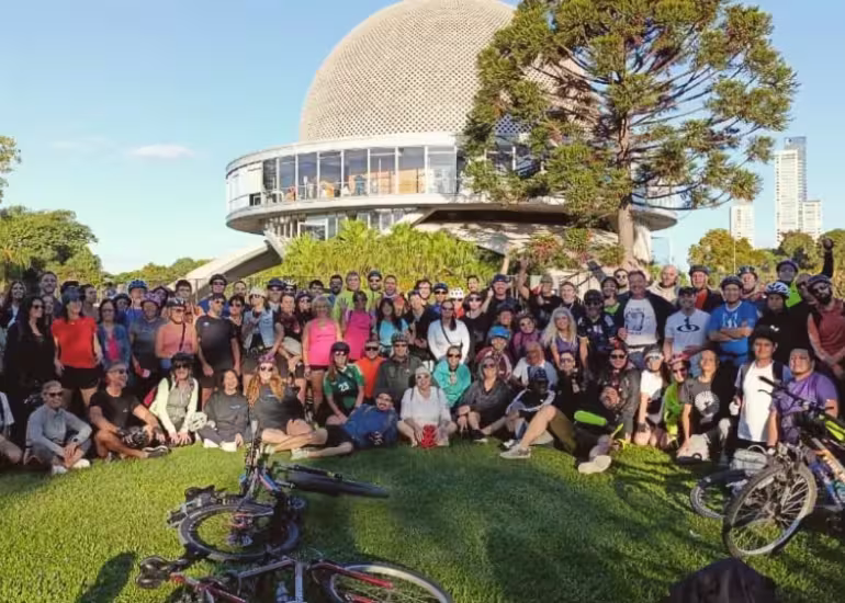 Bicipiantes: la comunidad que convirtió el ciclismo en una experiencia compartida