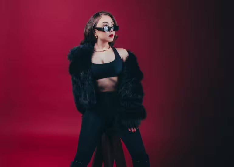 Mariana Millán y una voz que busca hacerse lugar en la música regional mexicana