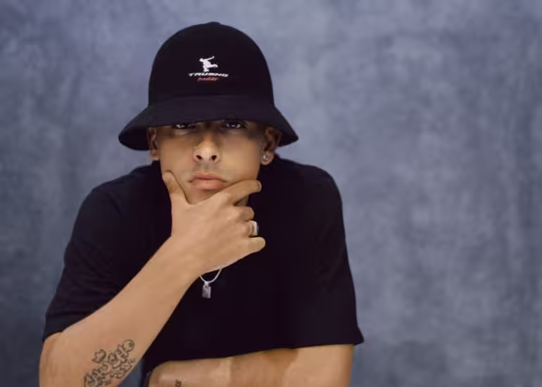 Así es el exclusivo piluso que Trueno lanzó junto a KANGOL