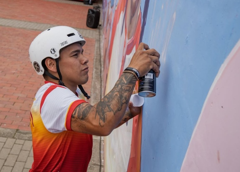 Imagen del artículo: Bogotá homenajeó a Luis Rincón con un mural gigante dedicado al BMX Freestyle