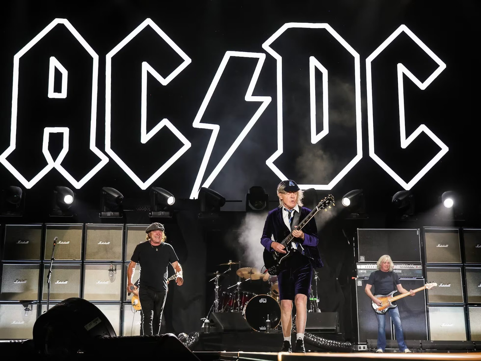 Imagen del artículo: Honky Tonk lanzó una colección de AC/DC