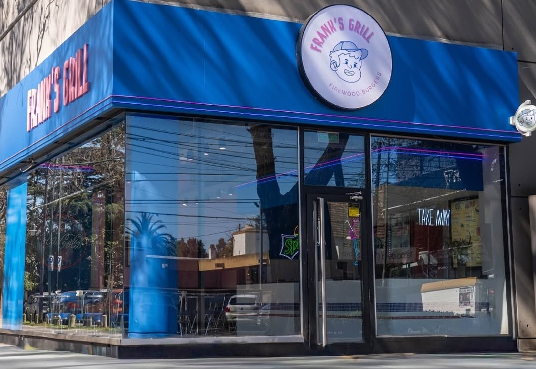 Imagen del artículo: El sabor a éxito: una noche en Frank's Grill