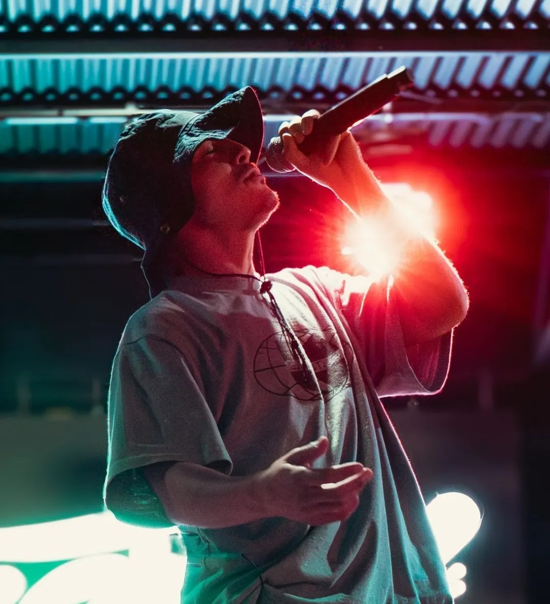 Imagen del artículo: ChysteMC, la voz del hip-hop chileno que conquistó Latinoamérica