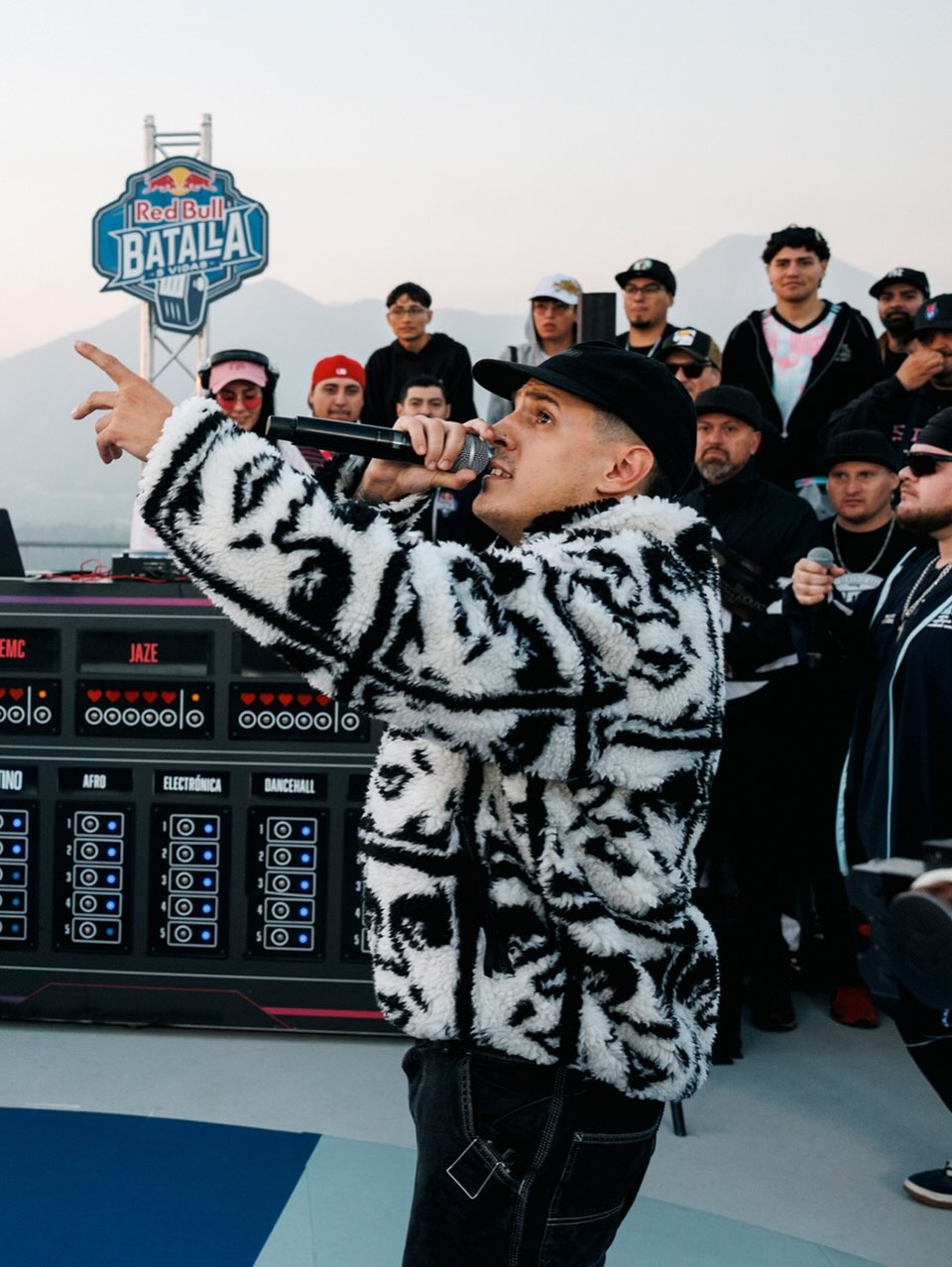 Imagen del artículo: Acru conquistó Red Bull Batalla 5 Vidas y se convirtió en el nuevo rey del formato