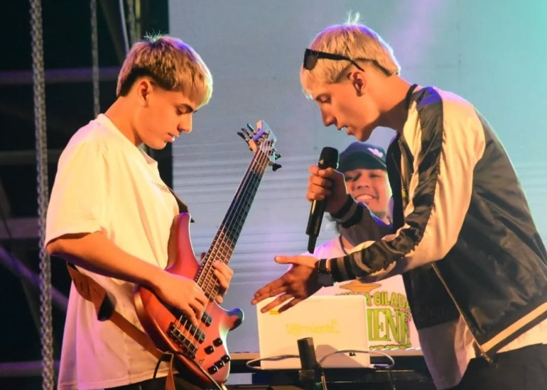Imagen del artículo: La banda de cumbia de jóvenes que la rompe en Argentina
