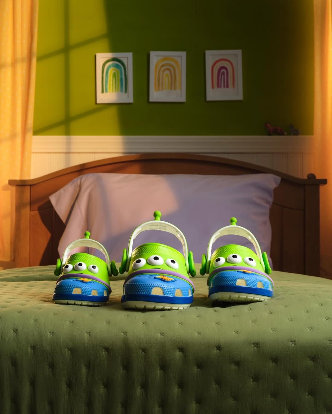 Imagen del artículo: Crocs vuelve al universo Toy Story de la mano de Jessie y los Aliens