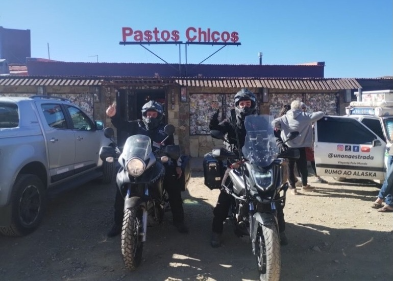 Imagen del artículo: Una moto, miles de kilómetros y un sueño: llegar al Mundial con la Selección argentina