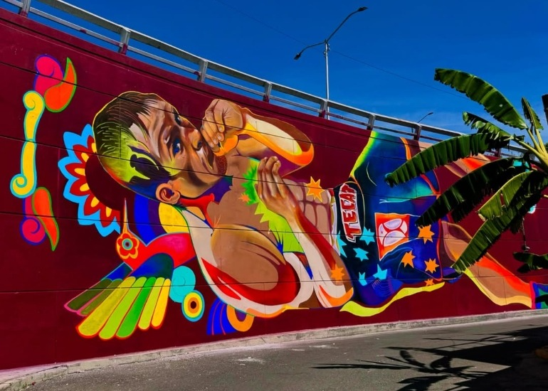 Imagen del artículo: Eva Bracamontes, la muralista mexicana que transforma el arte en reflexión