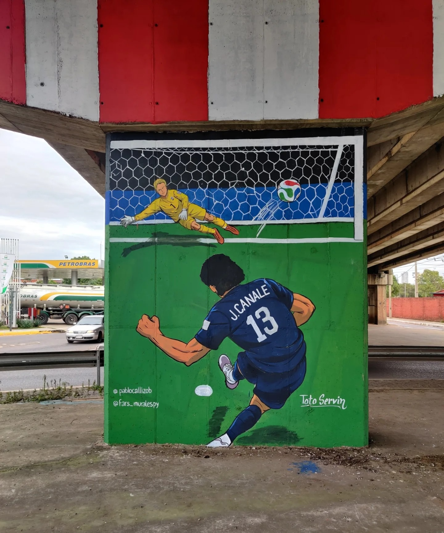 Imagen del artículo: Del Mundial al arte urbano: el mural que inmortaliza a Orlando Gill y José Canale en Asunción