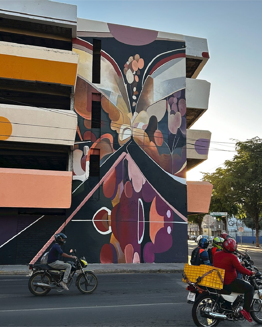 Imagen del artículo: ¿Quién es Fusca, la voz femenina que lidera el muralismo en México?