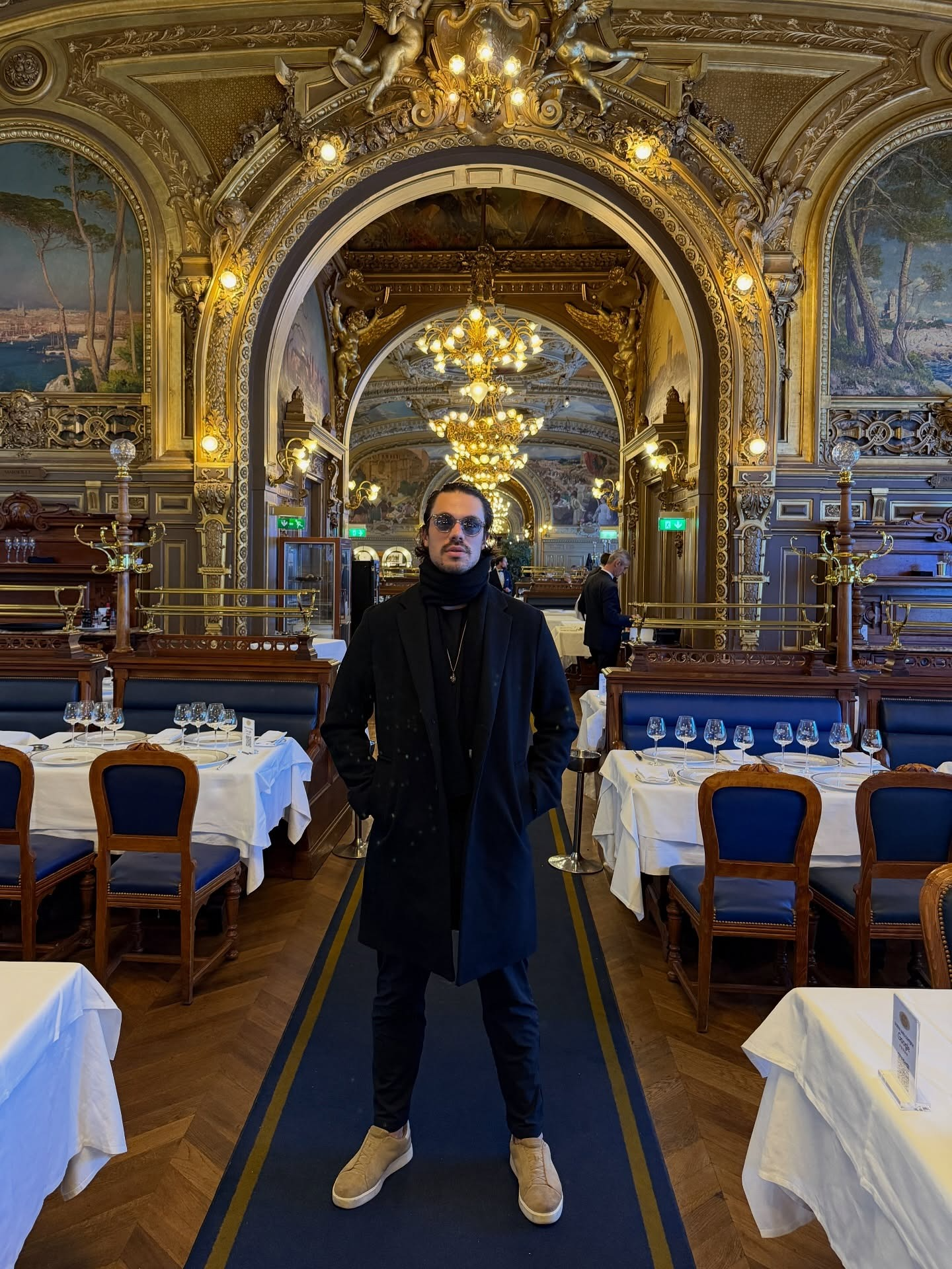 Imagen del artículo: Conocé a El Arturito, el influencer que visita de puestos callejeros a restaurantes Michelin