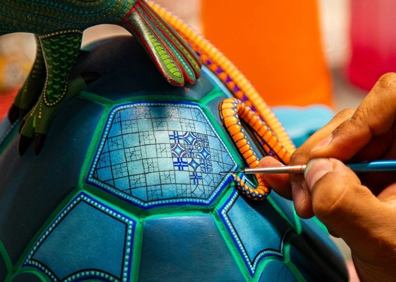 El taller mexicano que mantiene viva la tradición zapoteca: Jacobo y María Ángeles