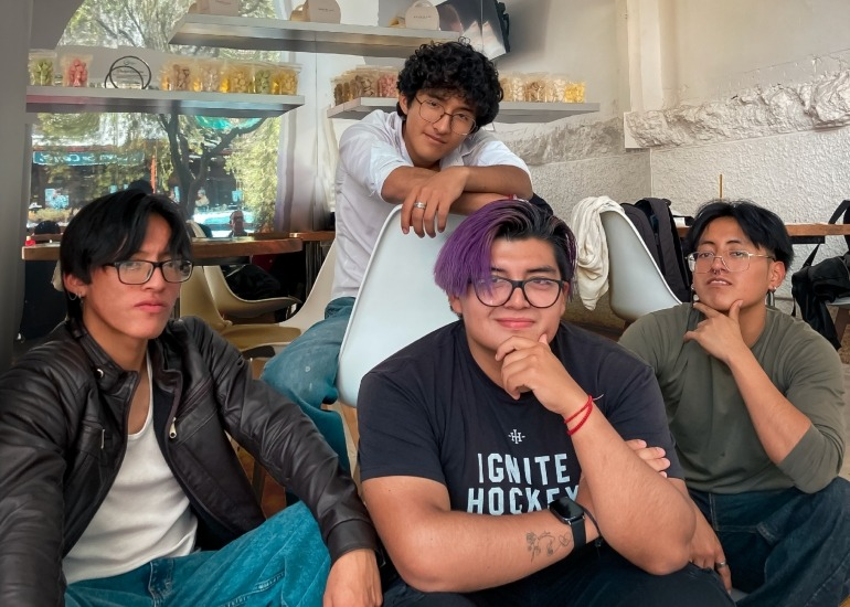 Kronix, el grupo ecuatoriano que lleva el K-pop a la pista de baile
