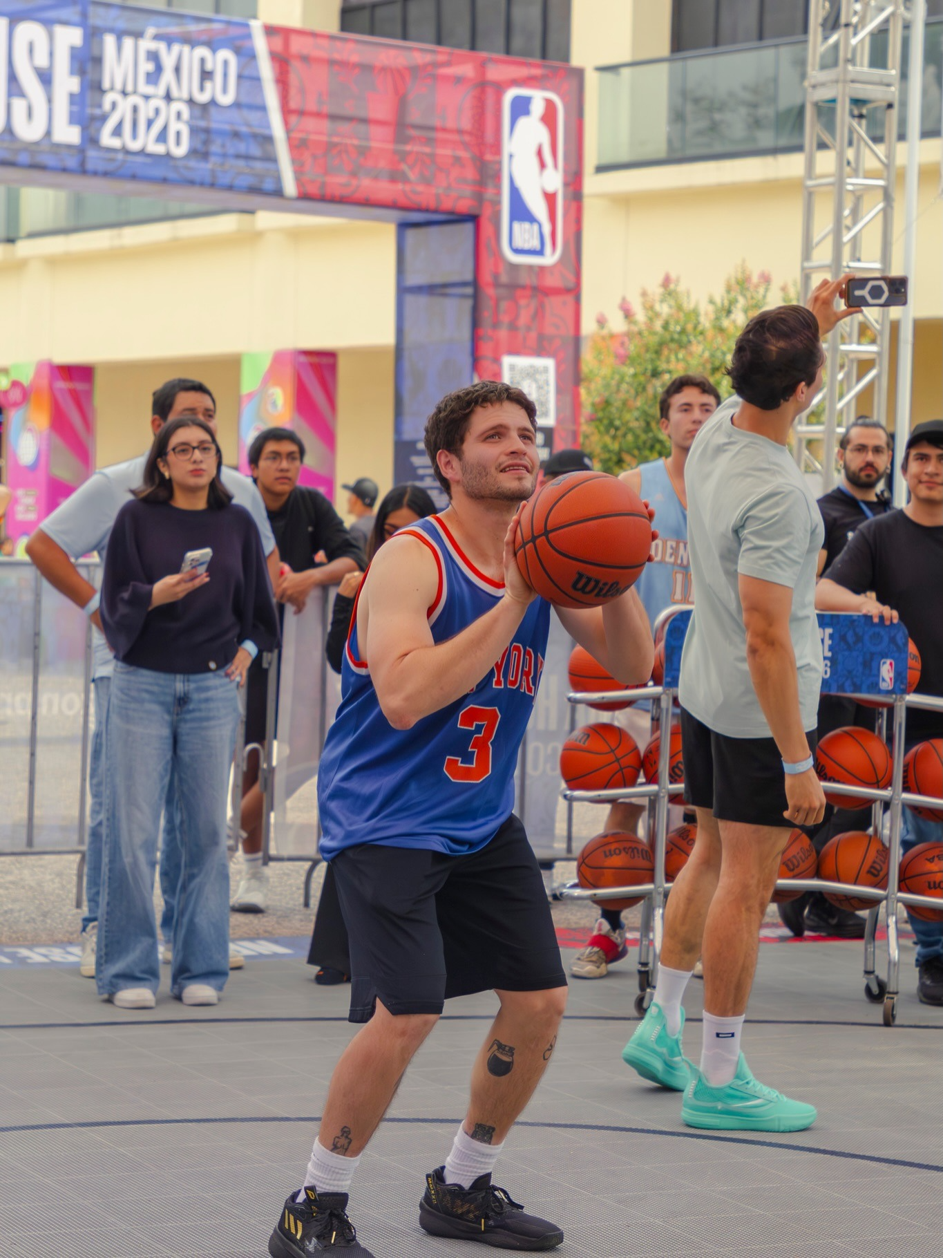 Diego Dunks, el rostro del básquet callejero de CDMX en las redes