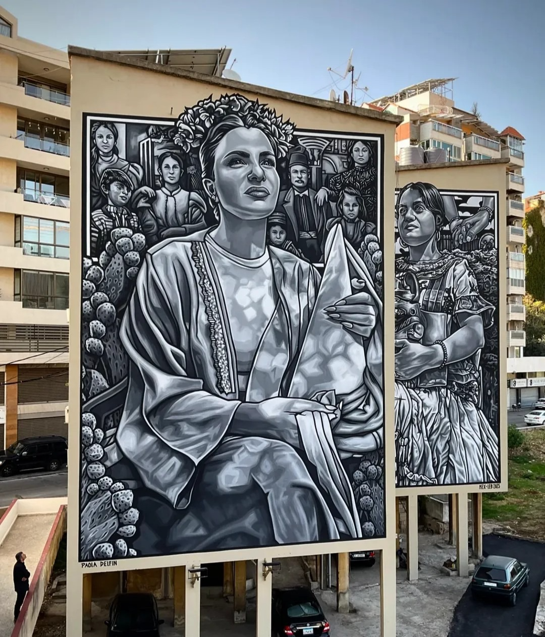 Imagen del artículo: La muralista que convirtió los muros en ilustraciones gigantes
