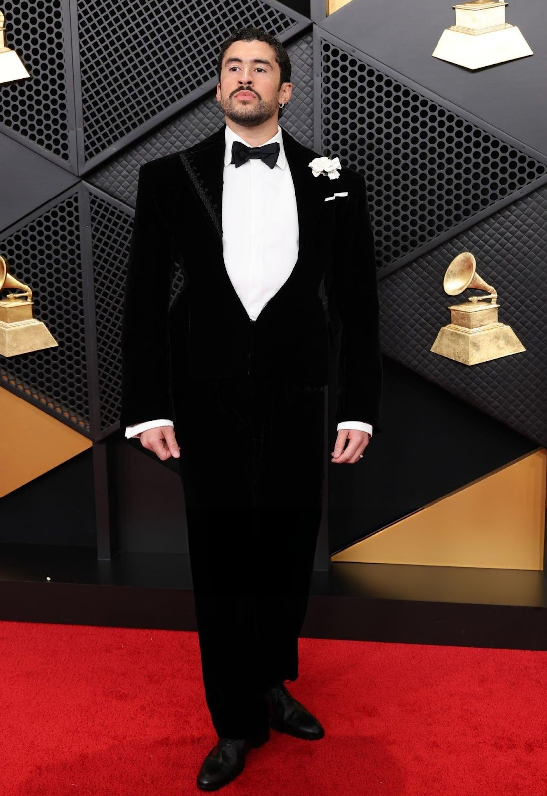 Imagen del artículo: Los outfits latinos que no pasaron desapercibidos en los Premios Grammy