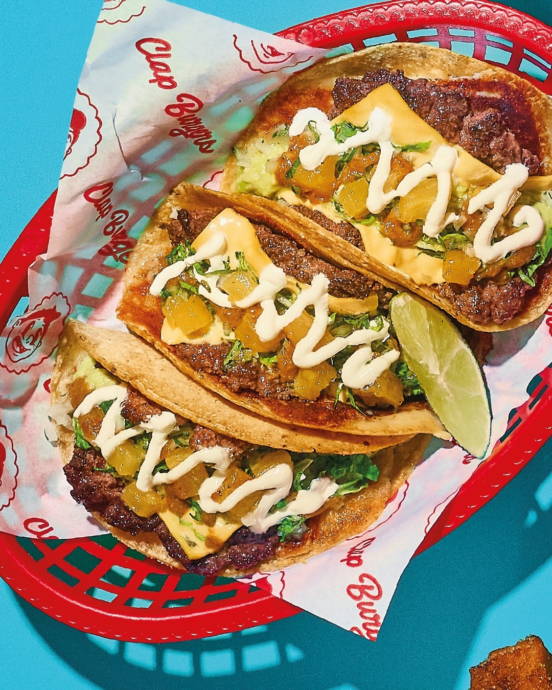 El lugar de Medellín donde podés comer una burger y andar en skate