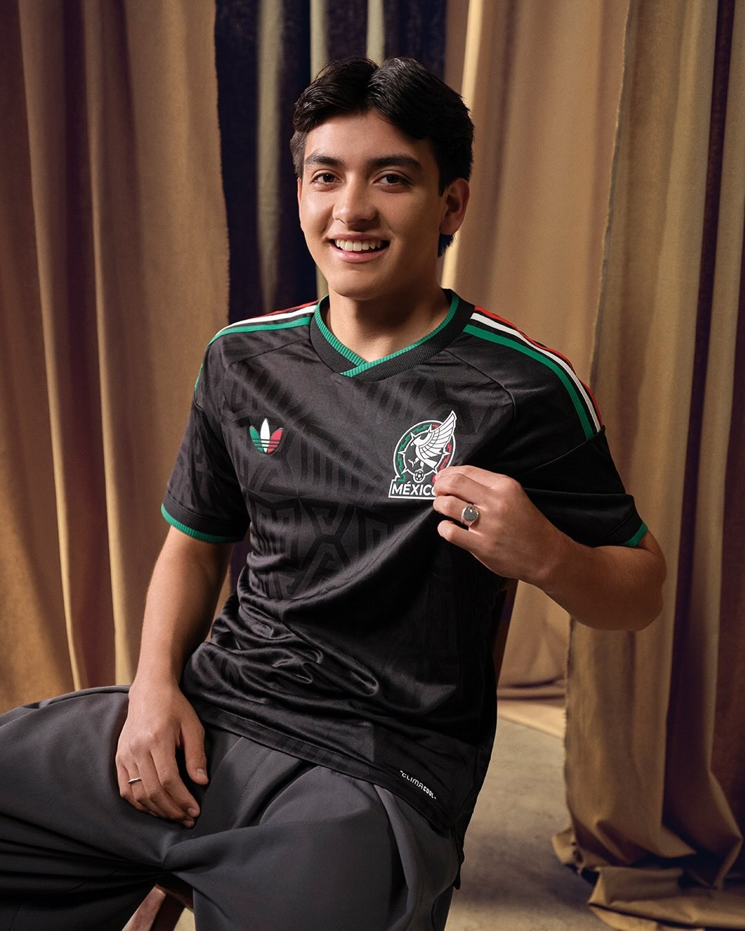 Imagen del artículo: La nueva piel de México: adidas presentó la tercera equipación del Tri