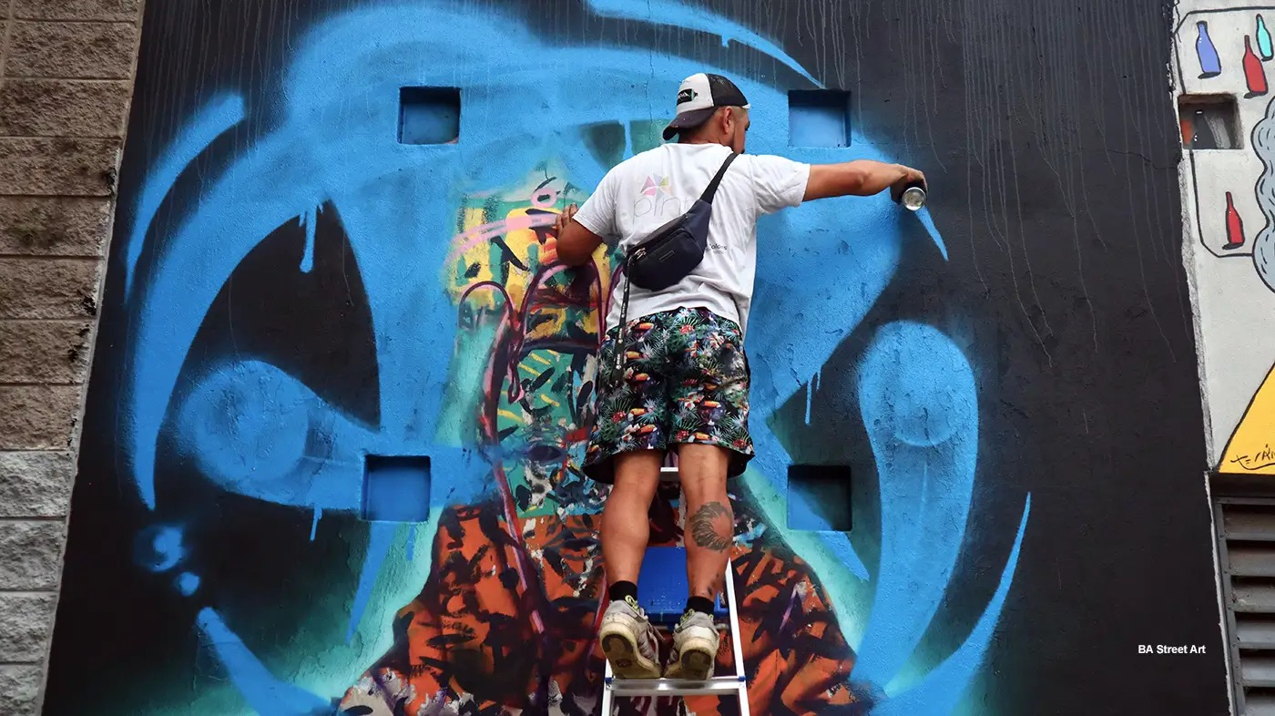 Imagen del artículo: Rap y aerosol en las calle porteñas: el imponente homenaje de Chax a Acru