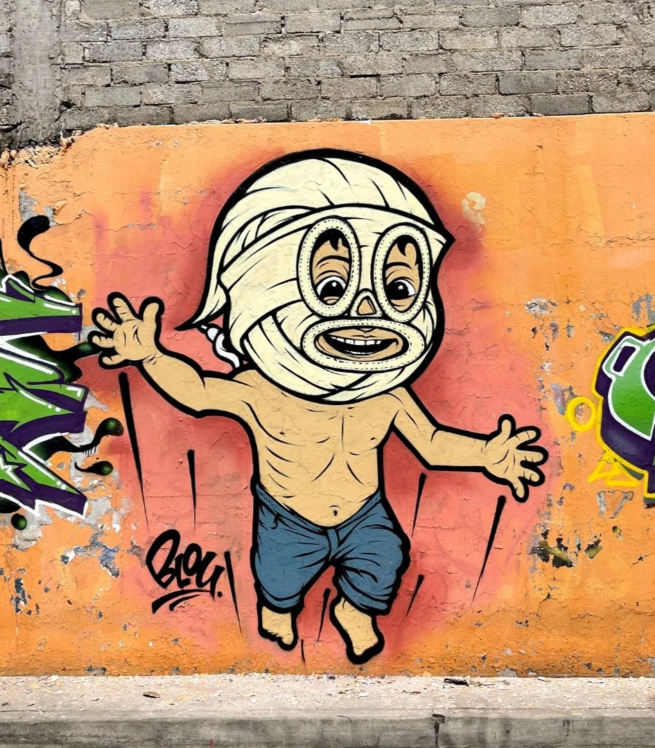 Blow, el artista que personifica al quesillo en las calles de Oaxaca