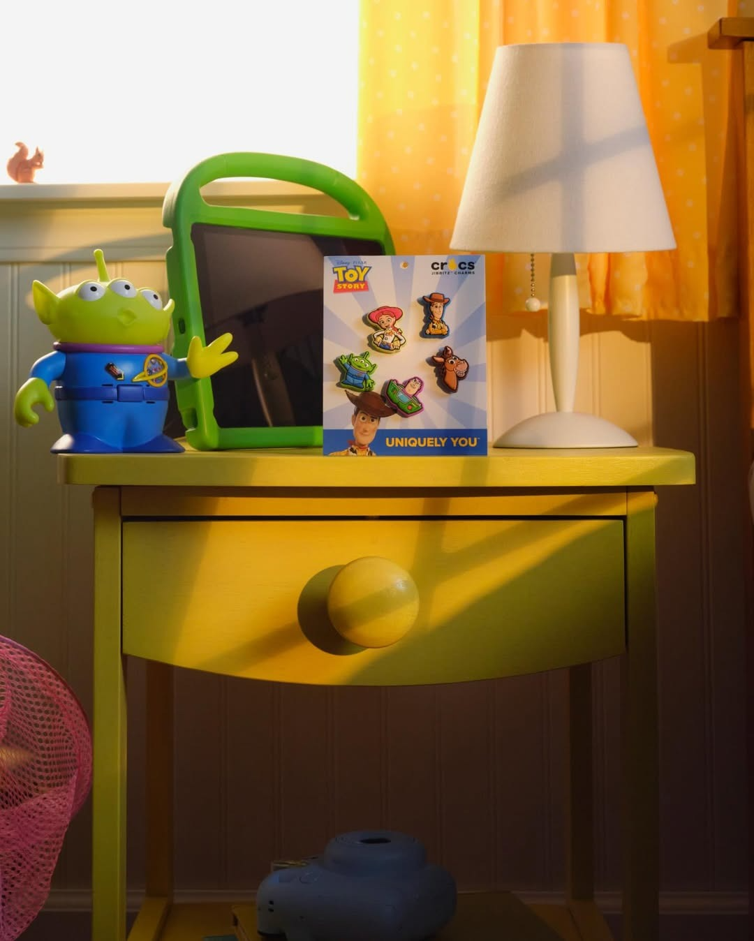 Imagen del artículo: Crocs vuelve al universo Toy Story de la mano de Jessie y los Aliens