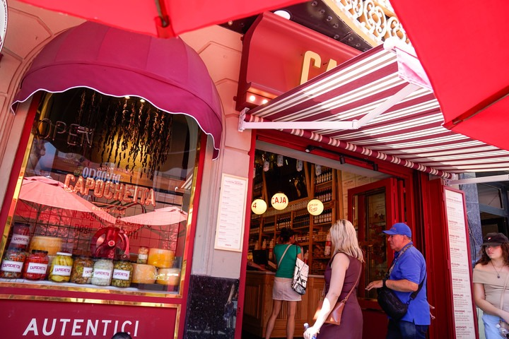 Imagen del artículo: Capochetta, la nueva parada obligatoria a metros del Obelisco