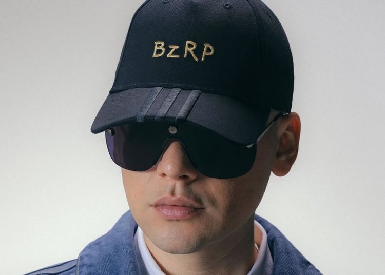 Portada de Bizarrap x adidas Originals: la collab que prende fuego al streetwear