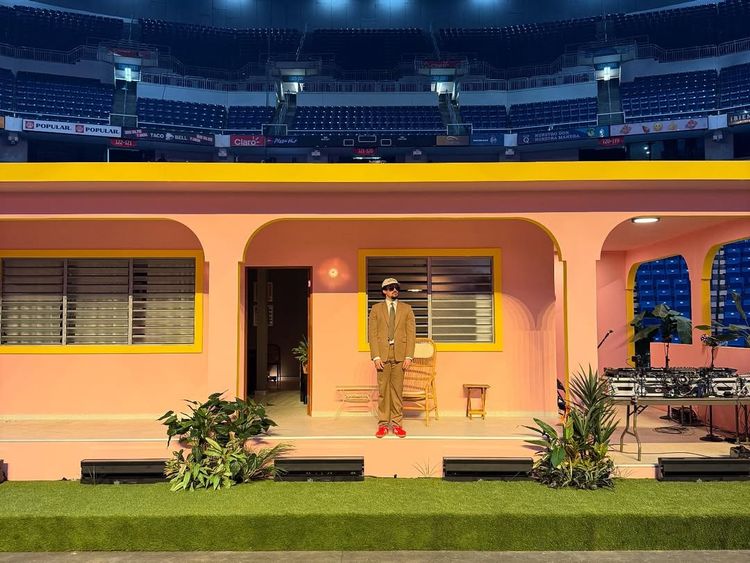 Portada de Lo que pasó en la residencia de Bad Bunny nadie lo vio venir